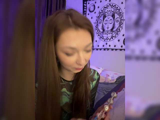 модель CrazyAleona