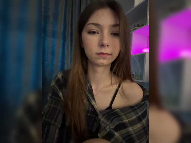  CrazyAleona chat room