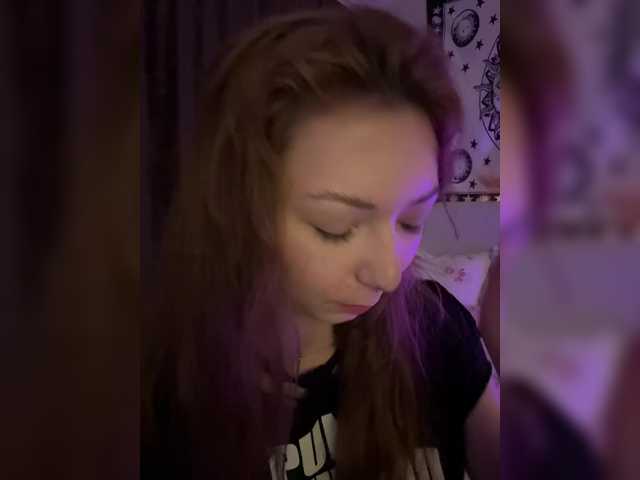 CrazyAleona's BongaCams show and profile