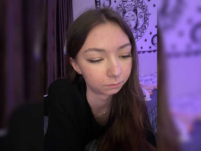 CrazyAleona's BongaCams show and profile