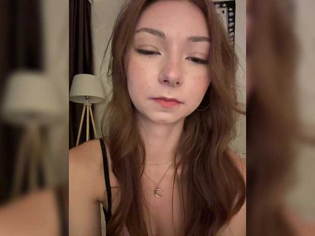 CrazyAleona's BongaCams show and profile