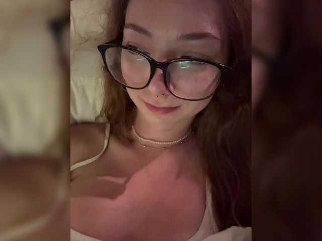 CrazyAleona's BongaCams show and profile