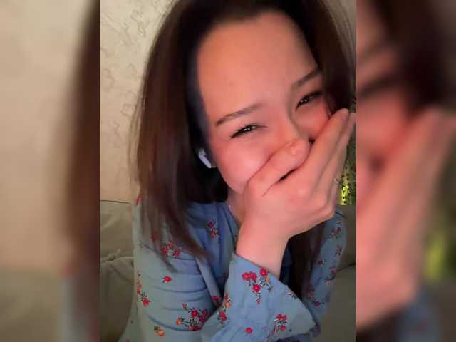 CrazyAleona's BongaCams show and profile