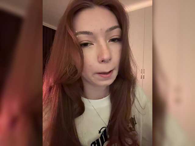 CrazyAleona's BongaCams show and profile