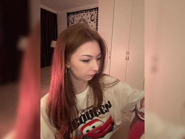 CrazyAleona's BongaCams show and profile