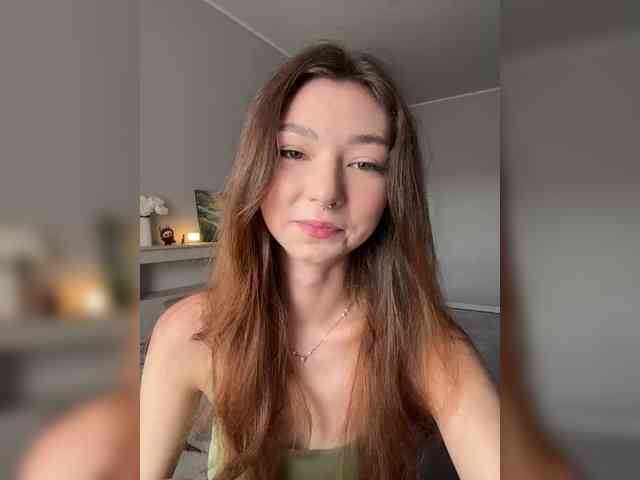 ShyAlya webcam