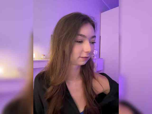 ShyAlya webcam