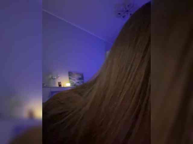 ShyAlya webcam