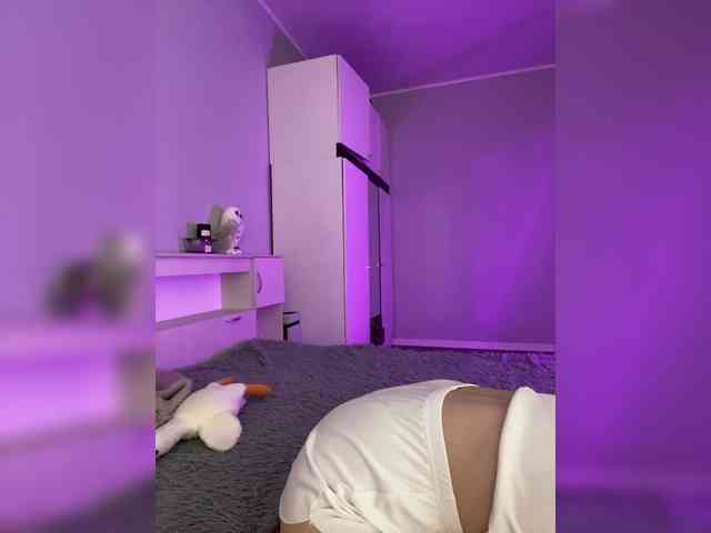 ShyAlya webcam