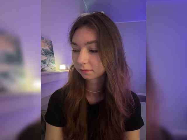ShyAlya webcam