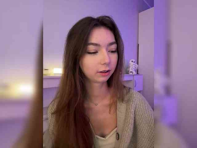 ShyAlya webcam