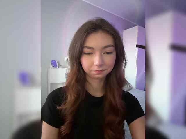 ShyAlya webcam