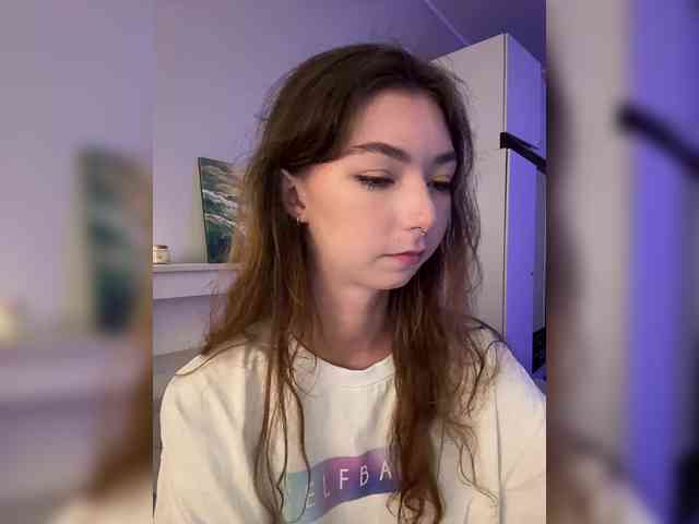 ShyAlya webcam