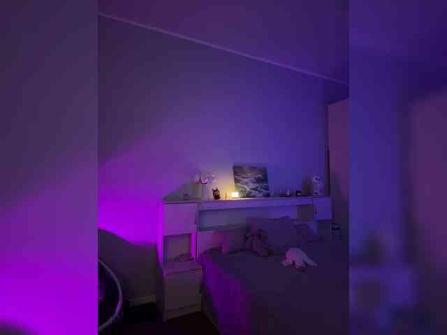 ShyAlya webcam