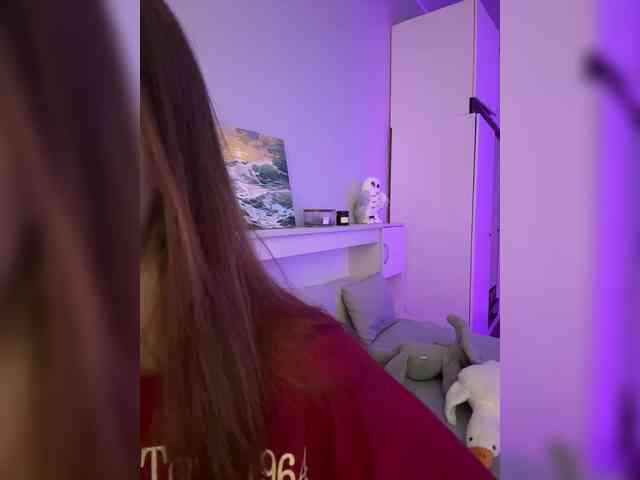 ShyAlya webcam