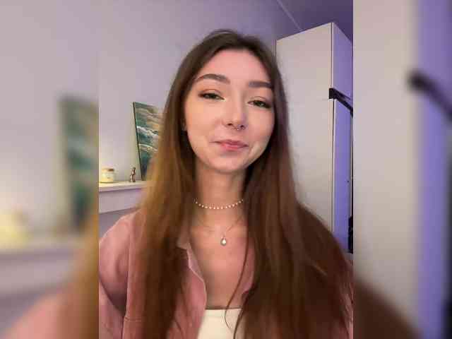 ShyAlya webcam