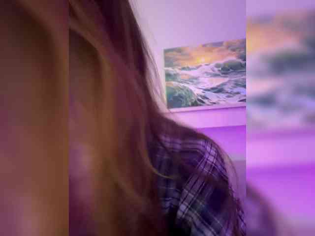 ShyAlya webcam