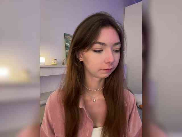 ShyAlya webcam