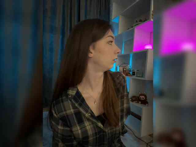 CrazyAleona Live Webcam on BongaCams