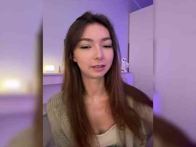 ShyAlya webcam