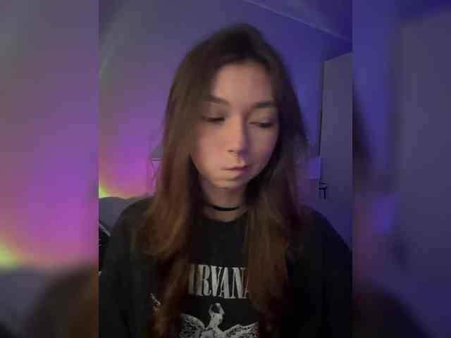 ShyAlya webcam