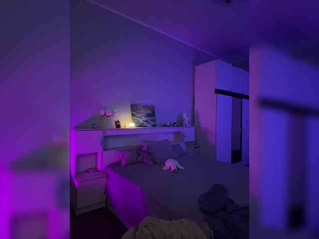ShyAlya webcam