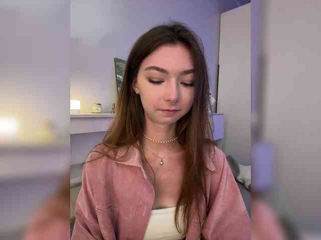 ShyAlya webcam