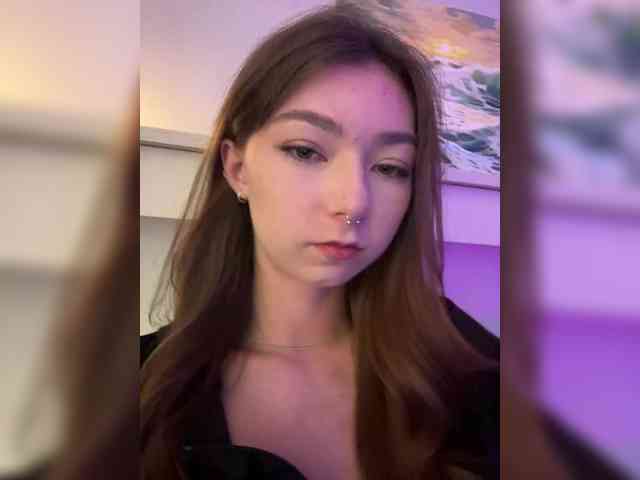 ShyAlya webcam