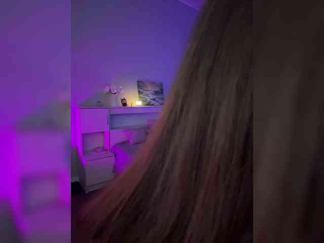 ShyAlya webcam