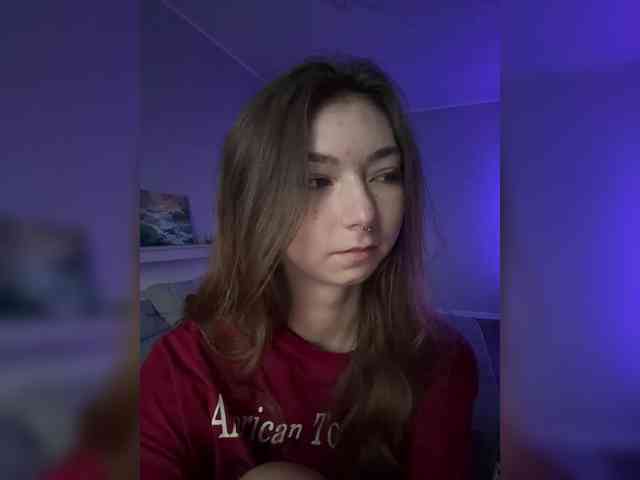 ShyAlya webcam
