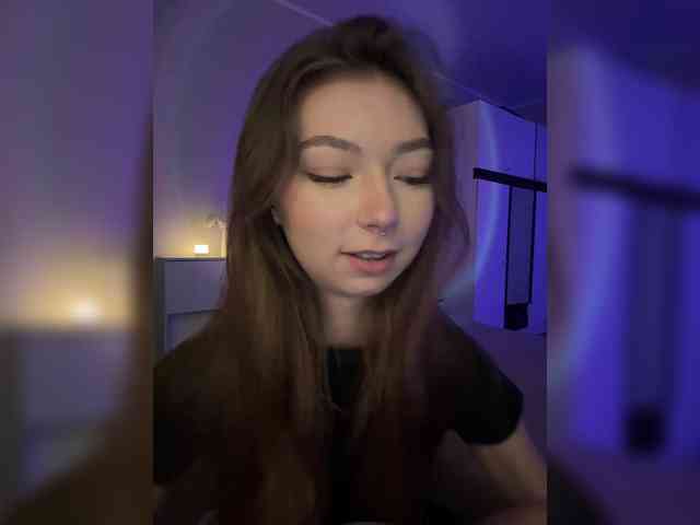 ShyAlya webcam