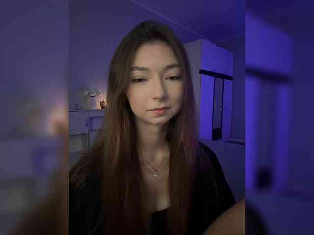ShyAlya webcam