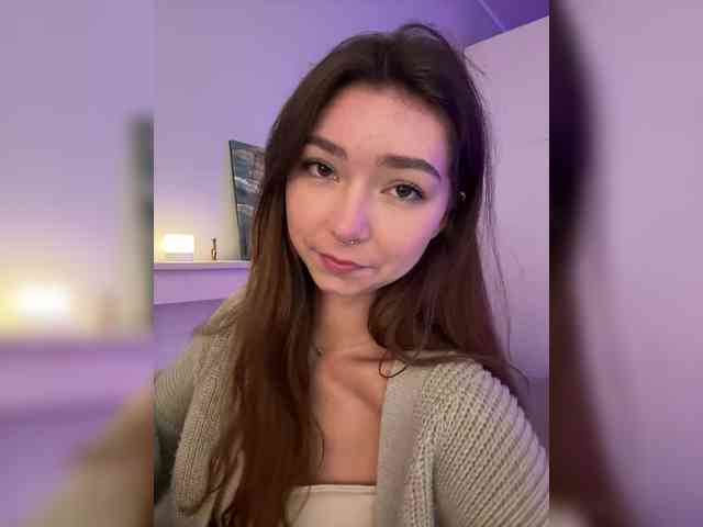 ShyAlya webcam