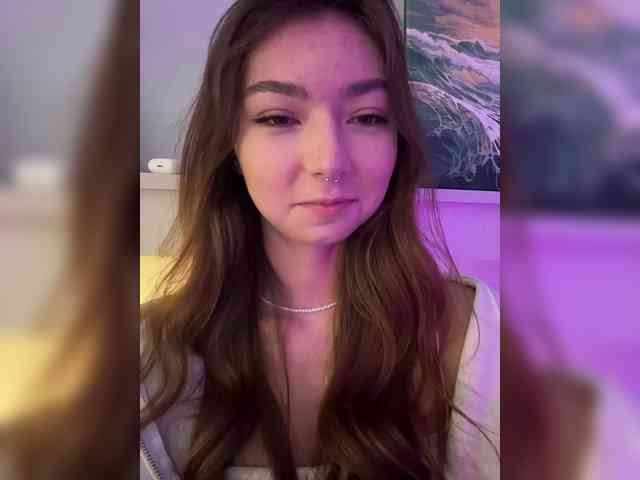 ShyAlya webcam