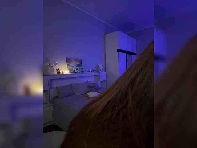 ShyAlya webcam