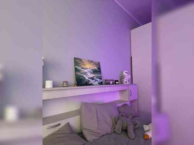 ShyAlya webcam