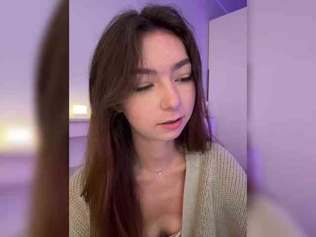 ShyAlya webcam