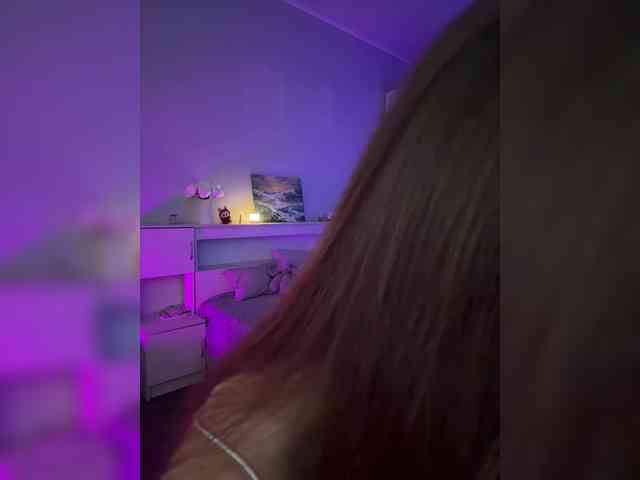 ShyAlya webcam