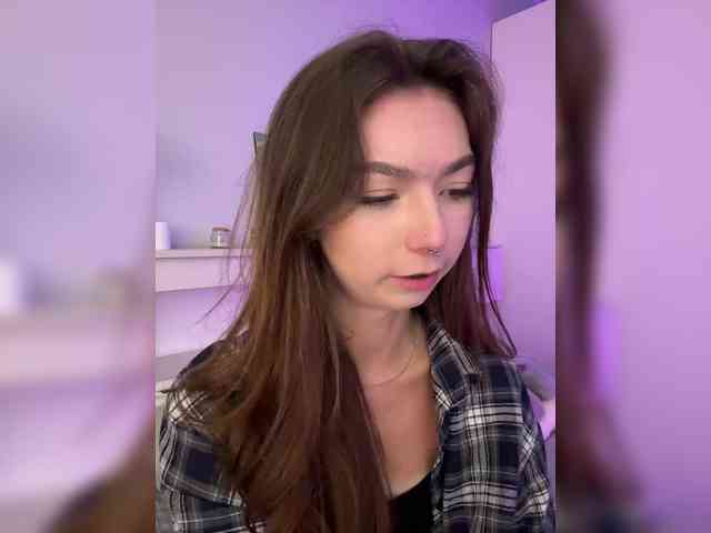 ShyAlya webcam
