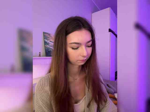 ShyAlya webcam