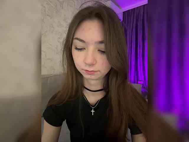 CrazyAleona Live Webcam on BongaCams