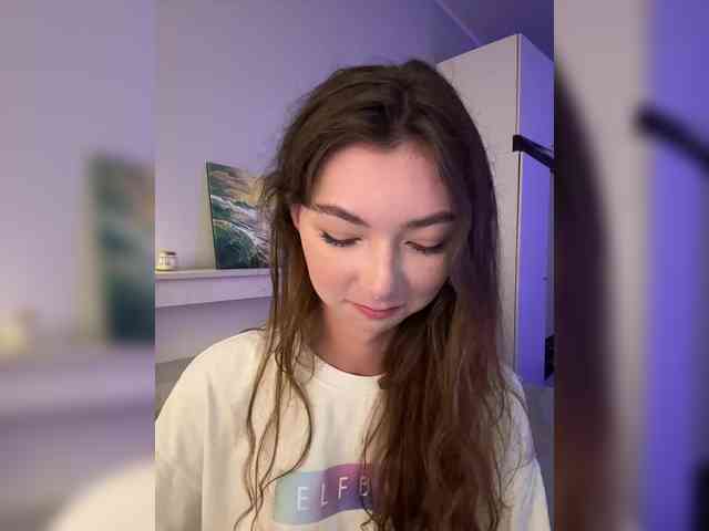ShyAlya webcam