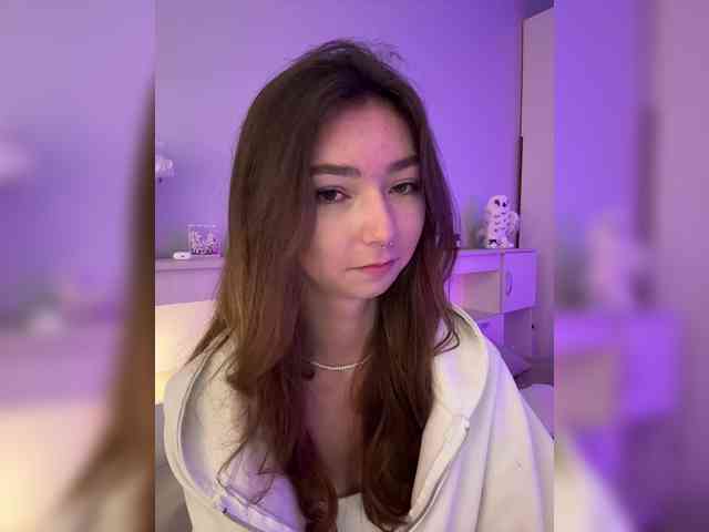 ShyAlya webcam
