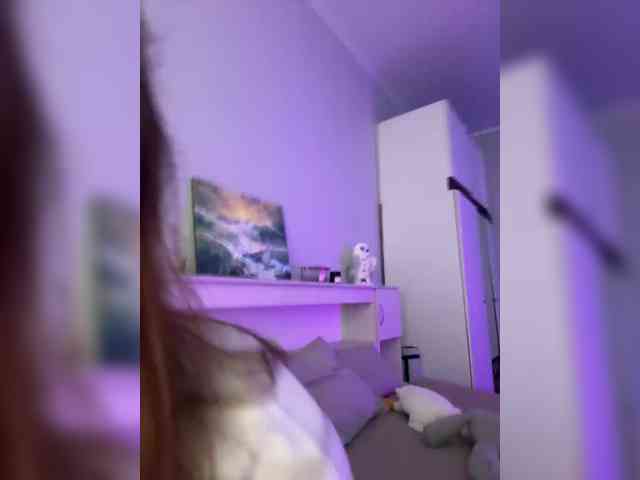 CrazyAleona Live Webcam on BongaCams