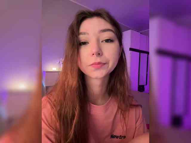 ShyAlya webcam