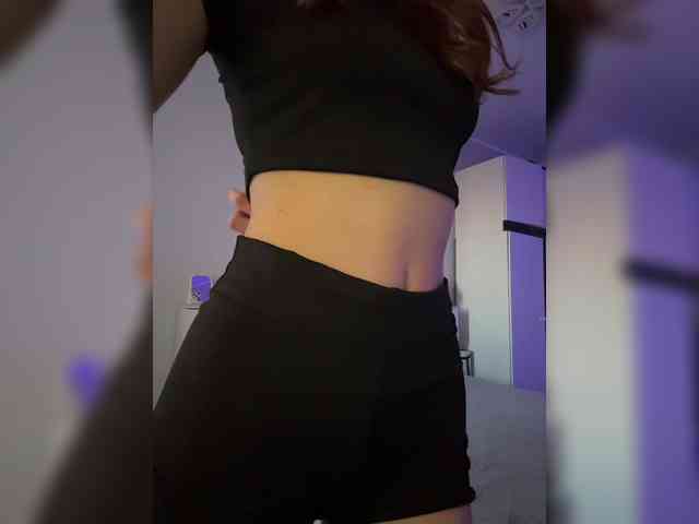 ShyAlya webcam