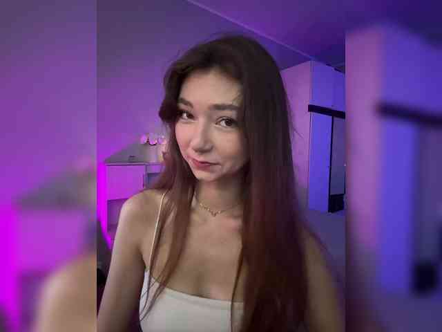 ShyAlya webcam