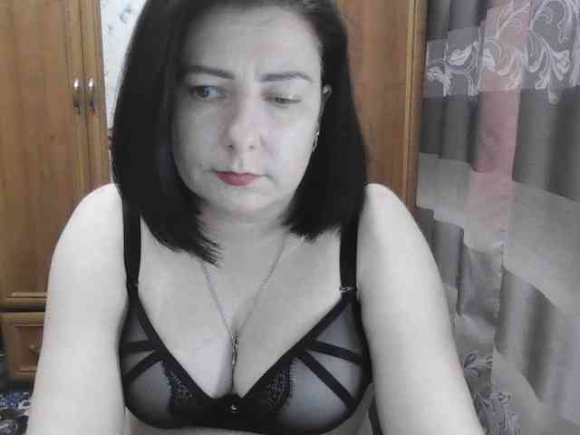SophieNightAh webcam