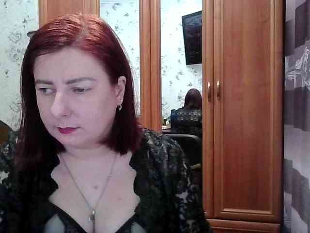 SophieNightAh webcam