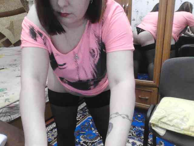 SophieNightAh webcam